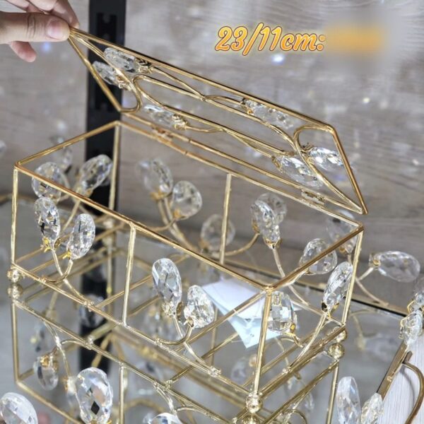 علبه مناديل كريستال